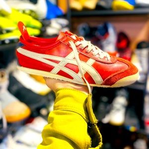 onitsuka tiger jayhawk